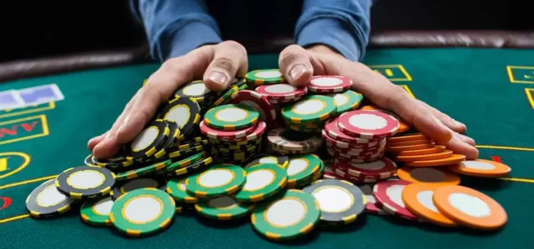 Cash Games vs. Tournament Poker: A Comprehensive Guide