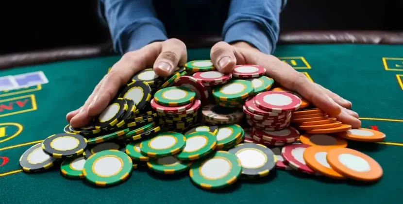 Cash Games vs. Tournament Poker: A Comprehensive Guide